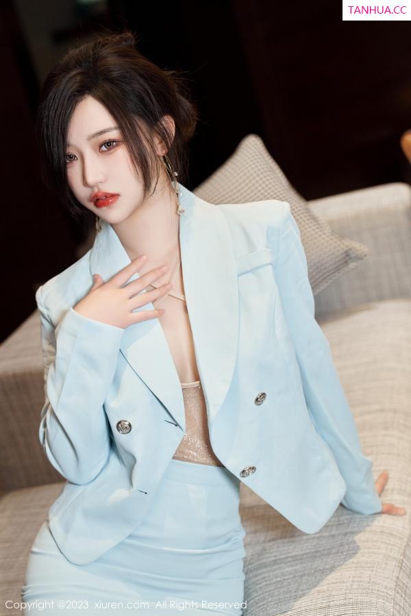   [XiuRen]高清写真图 2023.06.05 No.6857 妙可可Cheese 妩媚美臀第8张图片